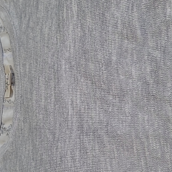 Layered-look light grey sweater - Picture 2 of 11